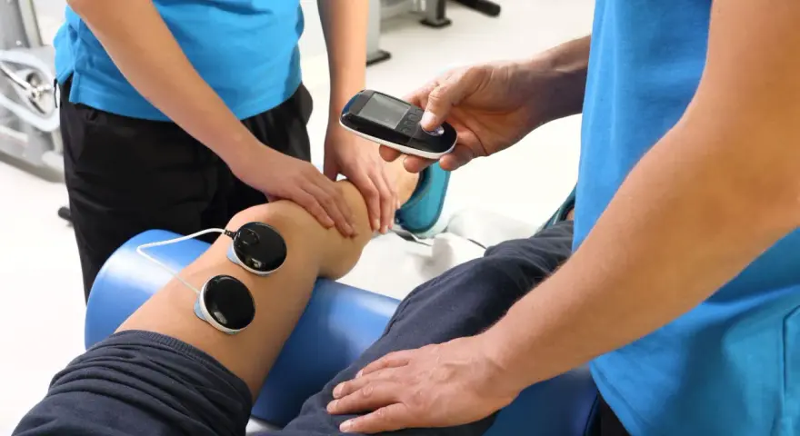 Rehabilitacja Korfantów: Czas trwania NFZ i prywatnie. Co musisz wiedzieć?